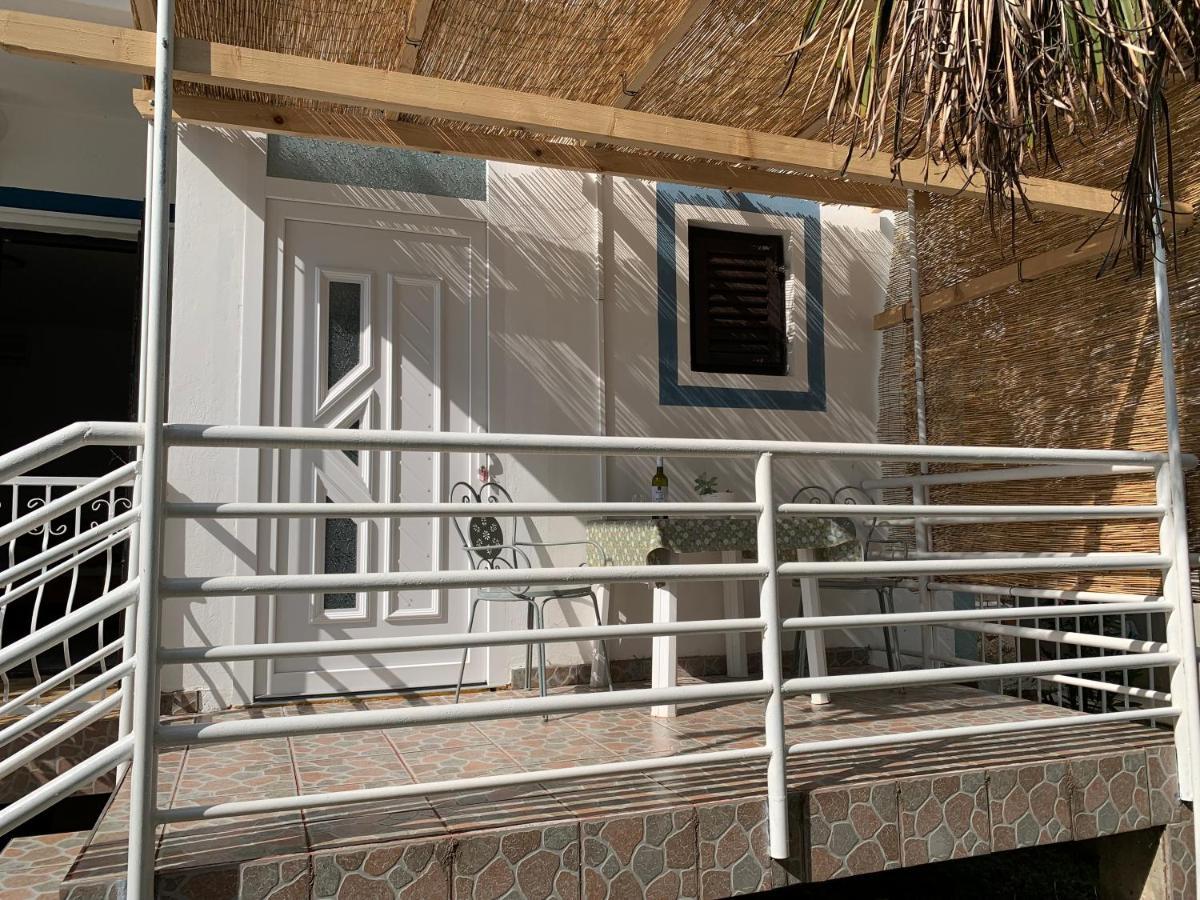 Apartmani Antonela Seline Bagian luar foto